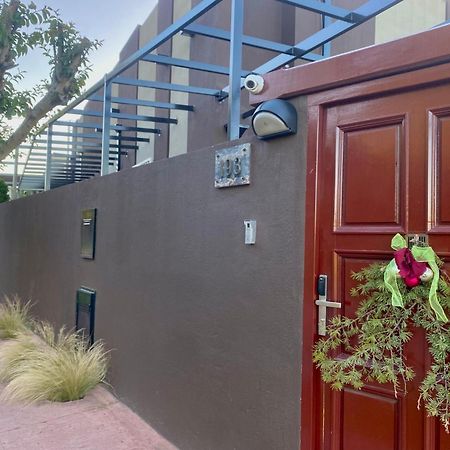 Eze Inn Boutique Hotel Ezeiza Bagian luar foto