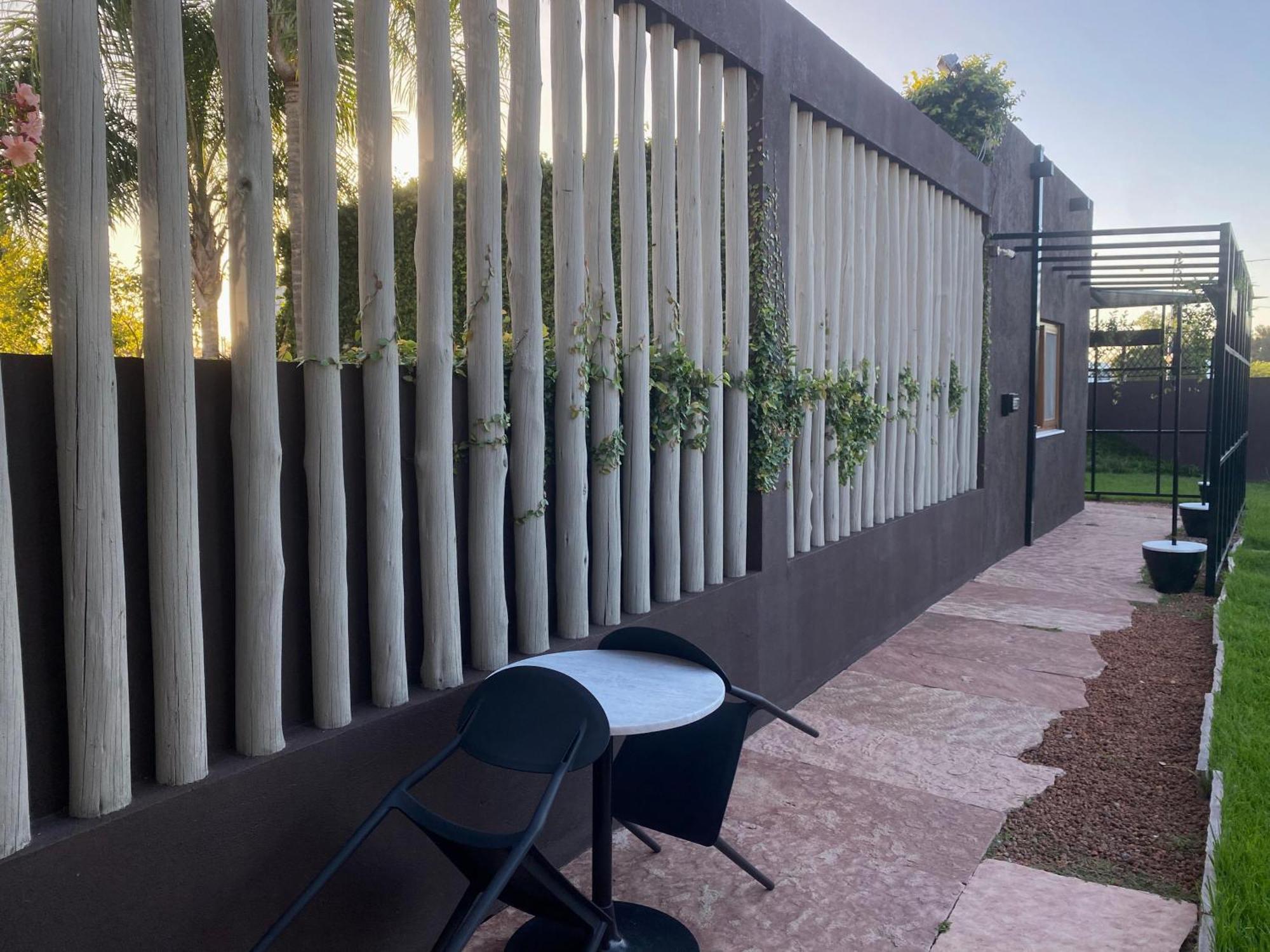 Eze Inn Boutique Hotel Ezeiza Bagian luar foto